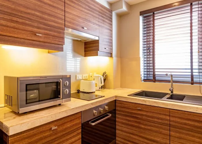 Apartahotel The Celadon 5*
