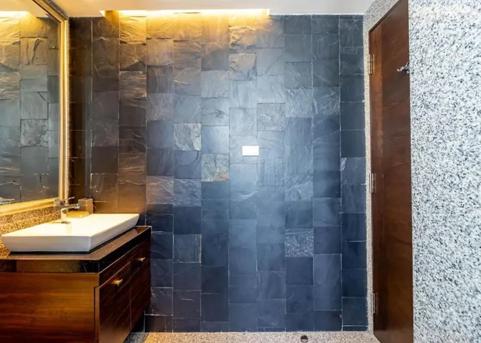 The Celadon 5* Bangkok