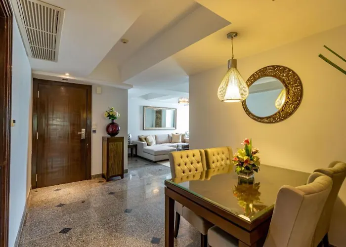 Apartahotel The Celadon 5*