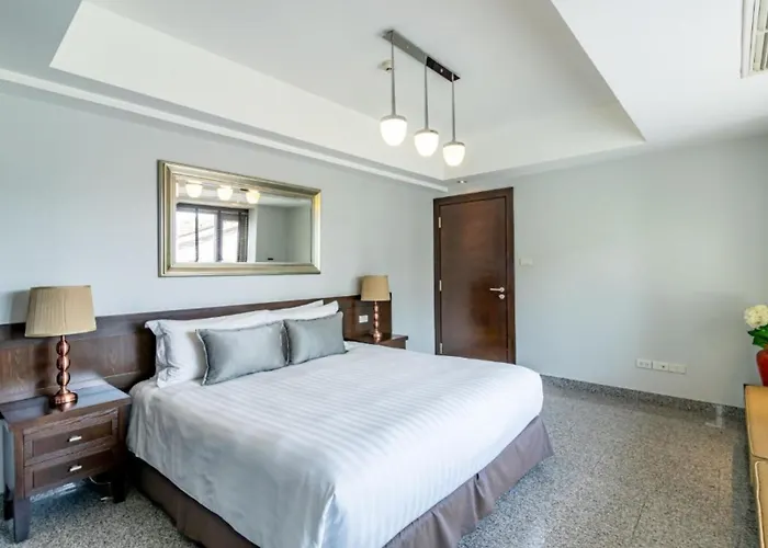 Apartahotel The Celadon