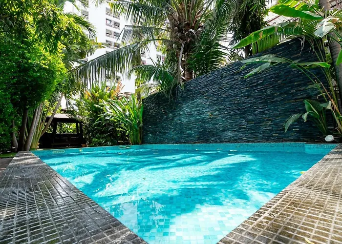 The Celadon Apartahotel Bangkok
