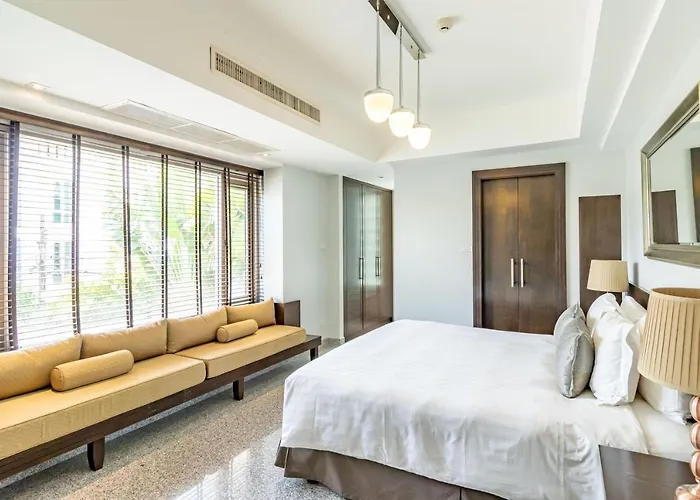 The Celadon Apartahotel Bangkok